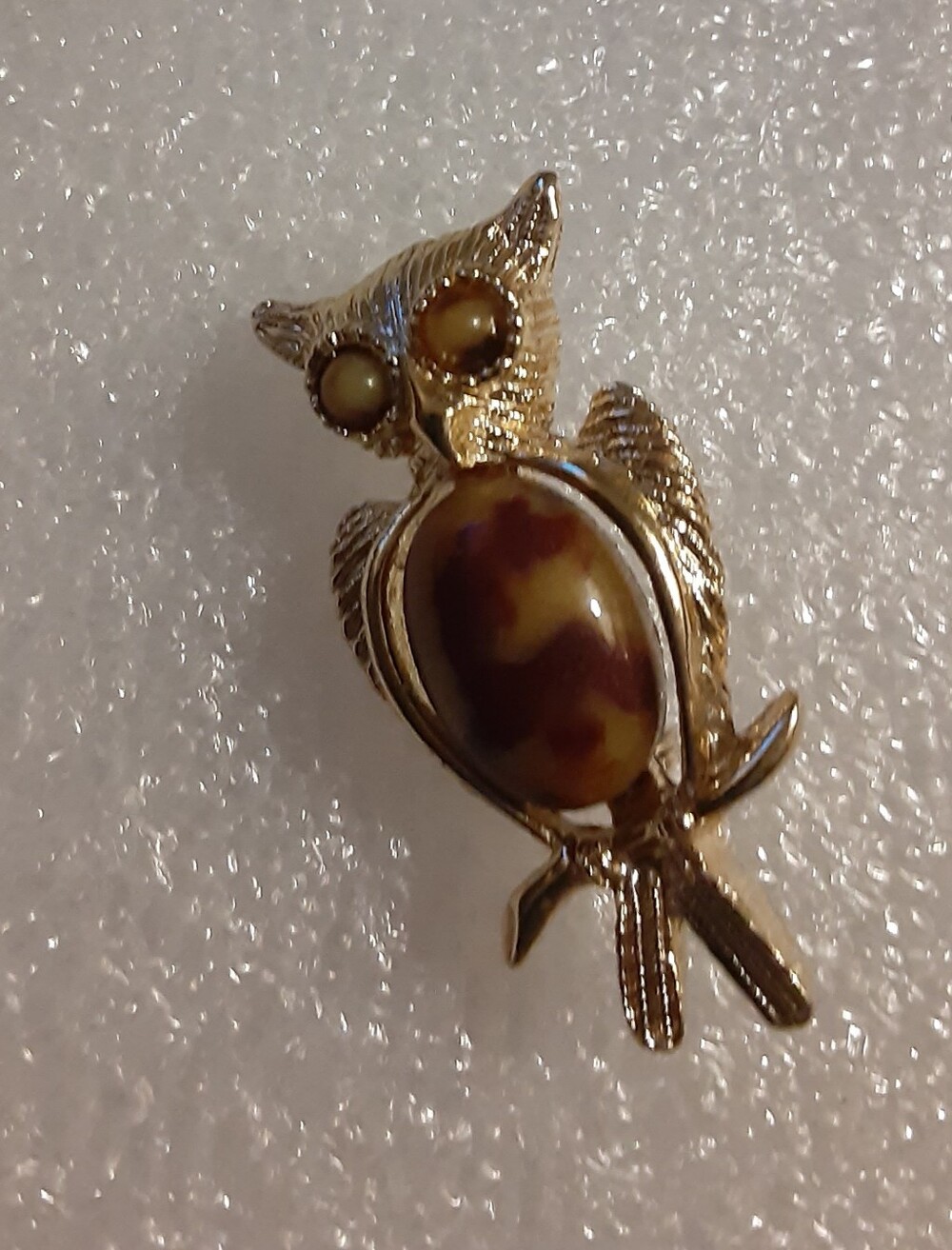 Vintage Owl Brooch Cabochon Belly & Eyes Gold-Tone Grannycore 1.25"